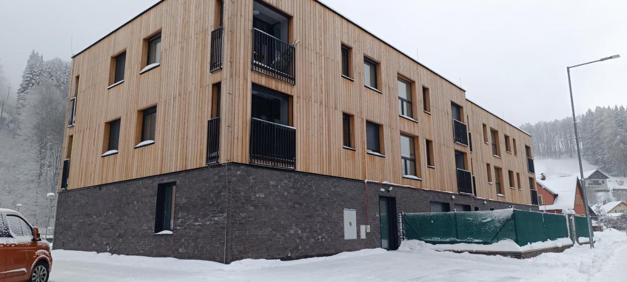 Apartman Nely Svoboda nad Upou Exterior photo